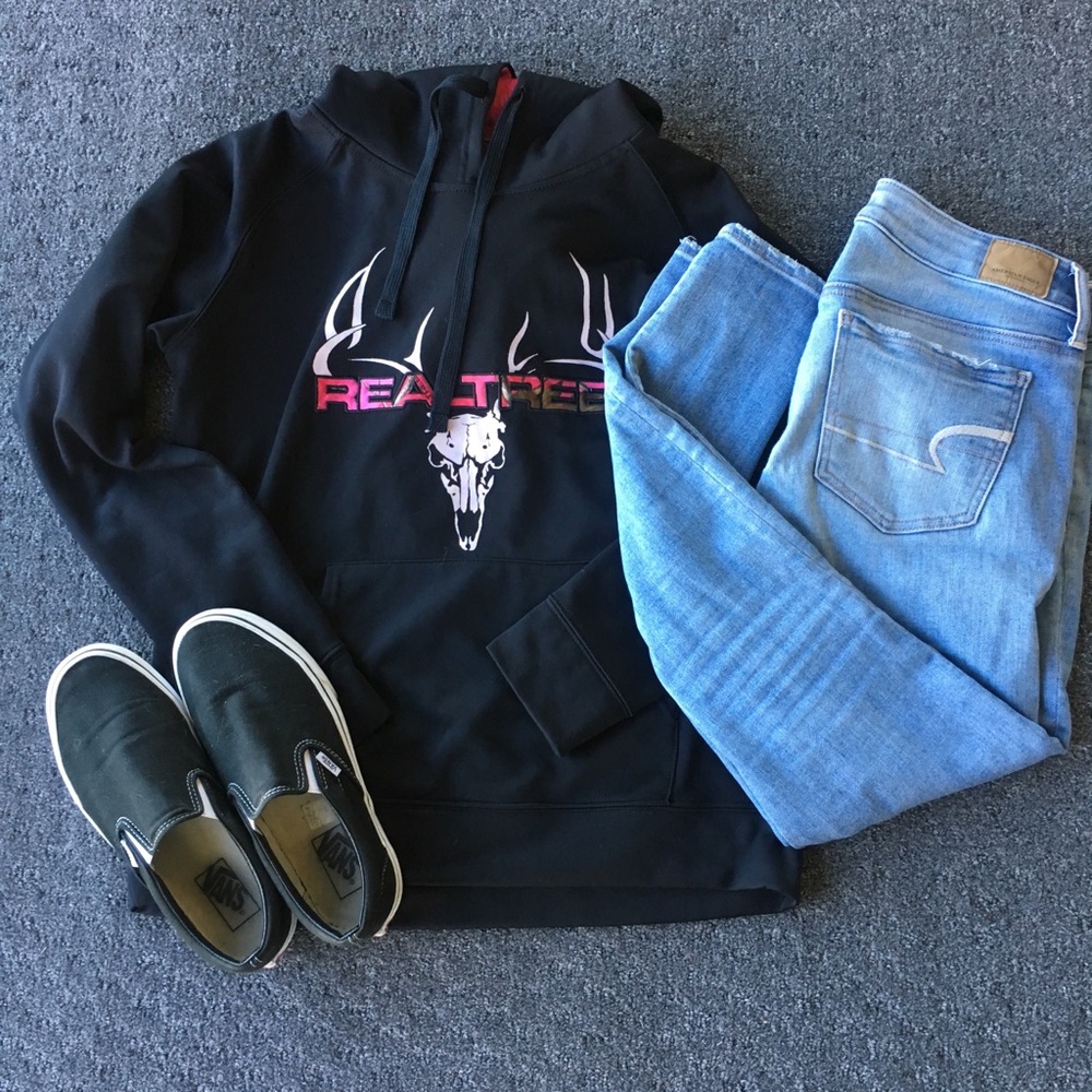 Pink camo Realtree sweatshirt